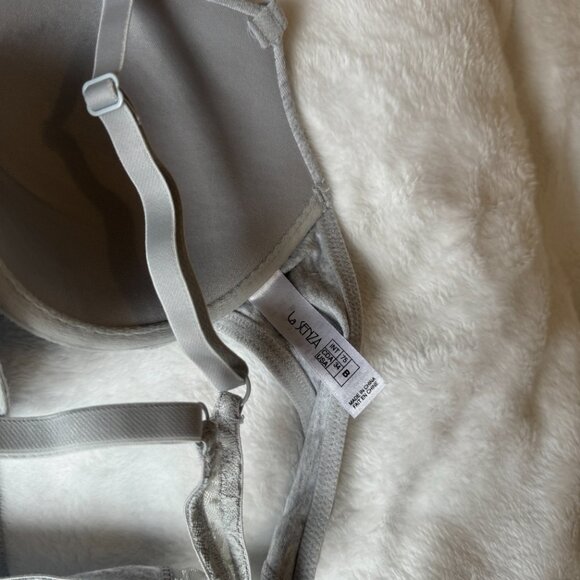 grey racerback bra with front clasp - Picture 3 of 5